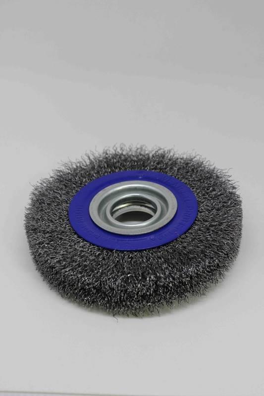 ESCOVA DE ACO ONDULADO CIRCULAR 150 X 25 X 32MM - BERWANGER